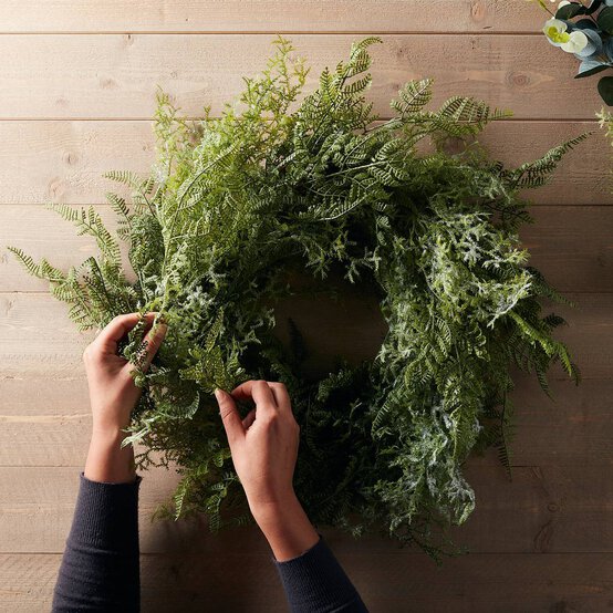 Wire Wreath Frame 30.5cm image number 3