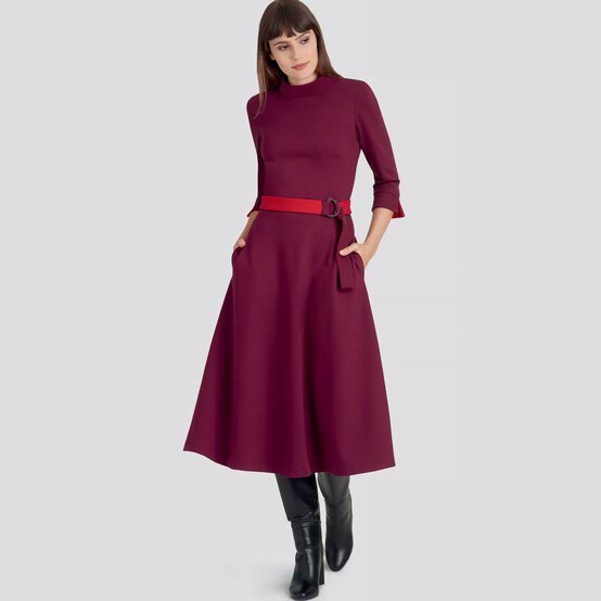 Simplicity Women&rsquo;s Dress Sewing Pattern S9176 (20-28) image number 3