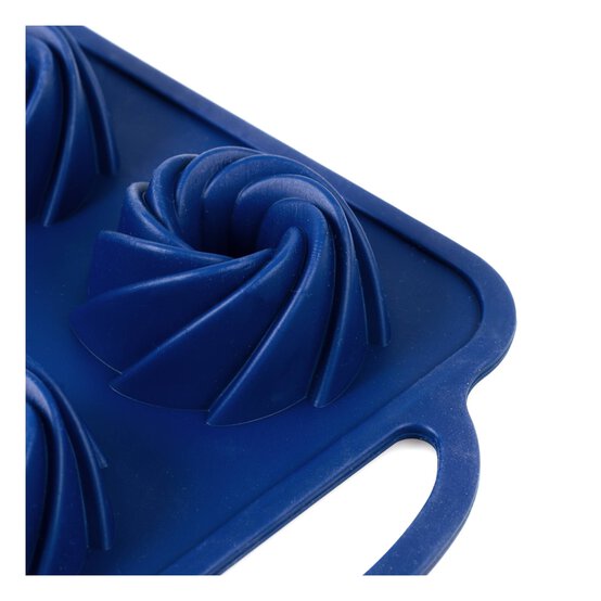 Whisk Mini Fluted Wireframed Silicone Bakeware image number 4