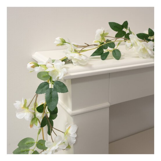 Cream Blossom Garland 1.8m  image number 2