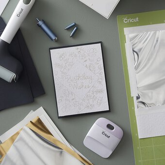 Cricut: How to Make a Foiled Card
