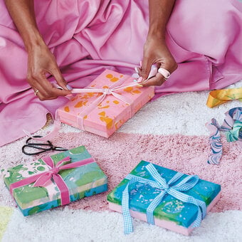 How to Make Marbled Wrapping Paper