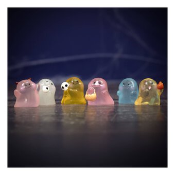 Resin Ghost Decorations 6 Pack