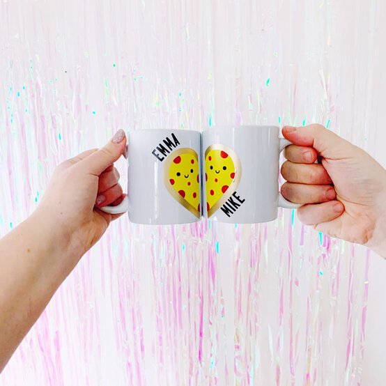 Cricut: How to Make Valentine's Couple Mugs image number 1