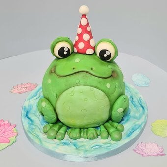 How to Make a Frog Cake