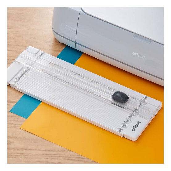 Cricut Portable Trimmer 13 Inches