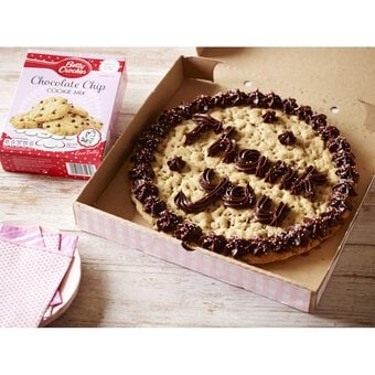 Betty Crocker Chocolate Chip Cookie Mix 200g image number 3