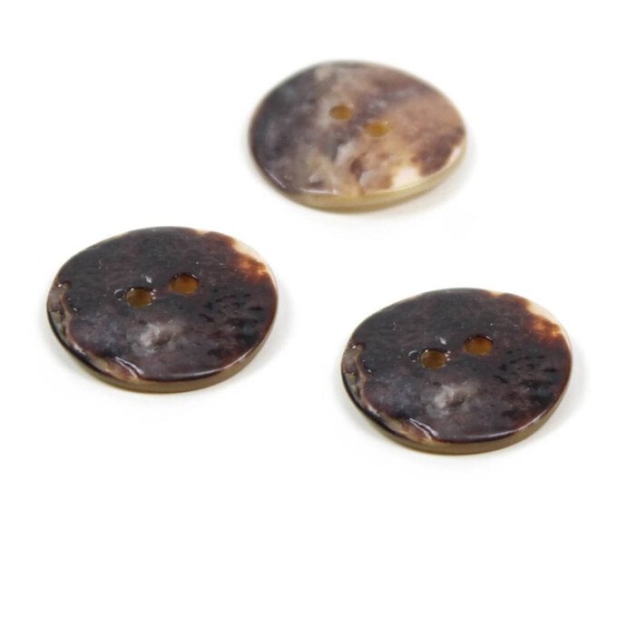 Hemline Natural Shell Mother of Pearl Button 3 Pack image number 1