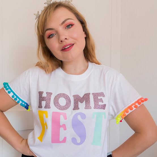 Cricut: How to Make an Iron-On Vinyl &euro;&tilde;Home Fest&euro;&trade; T-Shirt image number 1