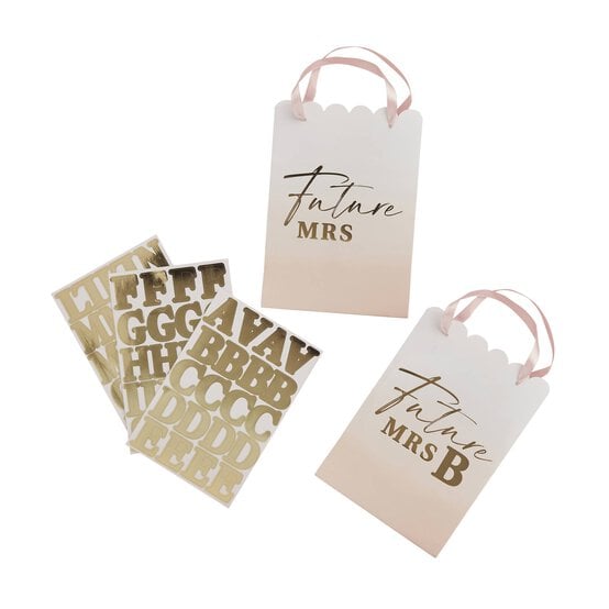 Pink and Gold Future Mrs Party Bags 4 Pack image number 4