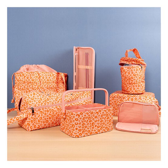 Cheetah Yarn Holder image number 5