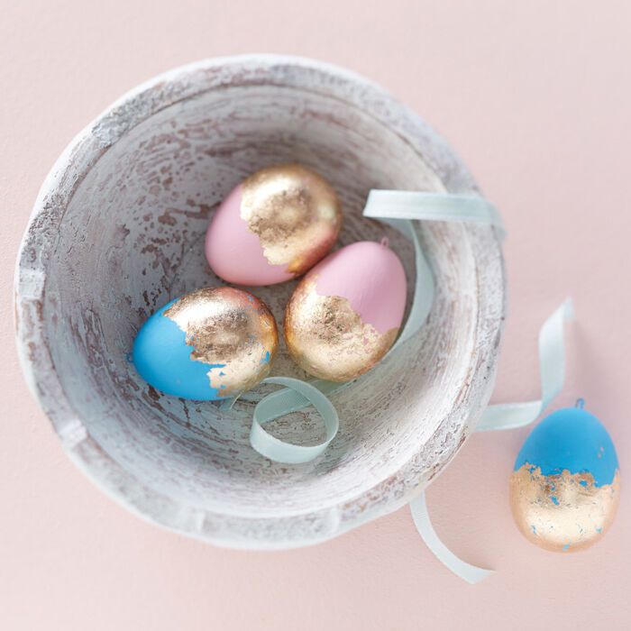How to Make Foiled Ceramic Eggs Hobbycraft