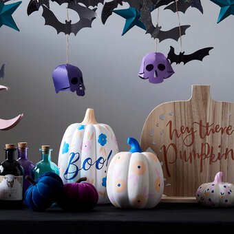 3 Ways to Decorate Ceramic Pumpkins with POSCA Pens