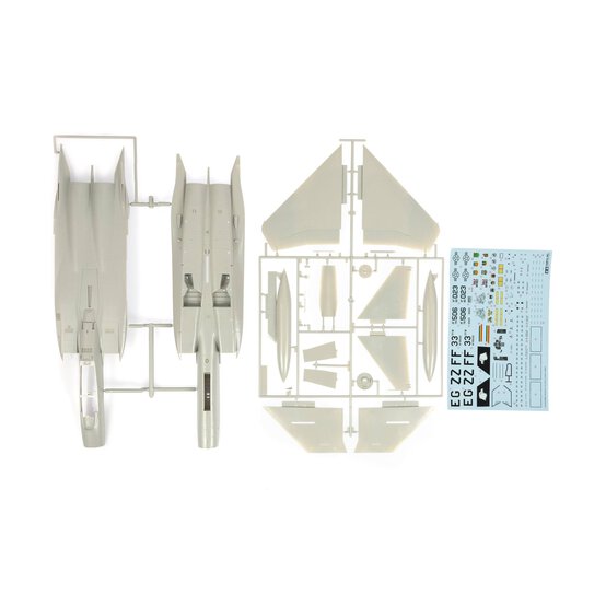 Tamiya McDonnell Douglas F15C Eagle Model Kit 1:48 image number 2