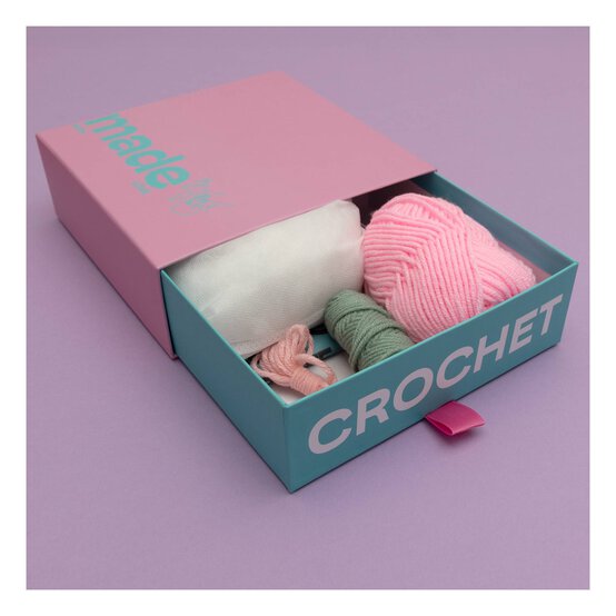 Made With Love Giraffe Crochet Kit image number 4