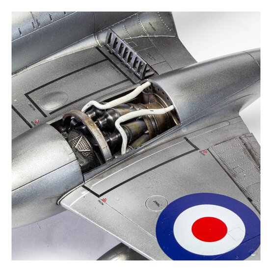 Airfix Gloster Meteor F.8 Model Kit 1:48 image number 4
