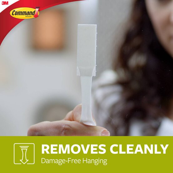 Command Medium Picture Hanging Strips 4 Pieces image number 4