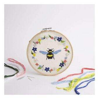 Sew & So On Bumblebee Embroidery Kit image number 2