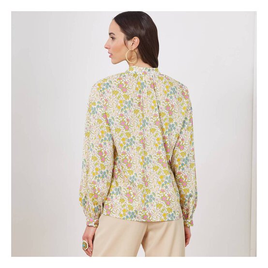 New Look Top and Trousers Sewing Pattern N6704 image number 7