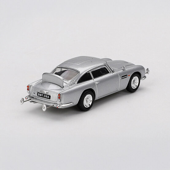 James Bond Goldfinger DB5 Diecast Model 1:64 image number 3