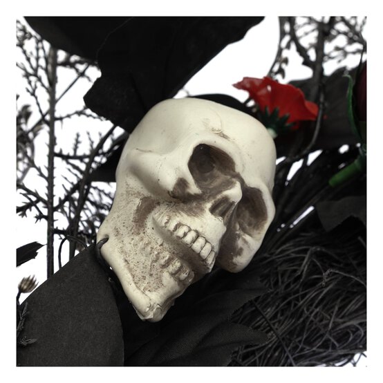 Halloween Skull and Flower Wreath 55cm image number 4