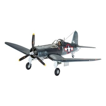 Revell Vought F4U-1A Corsair Model Kit 1:32