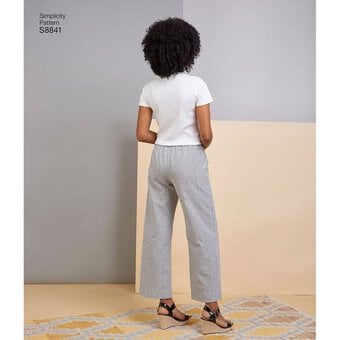 Simplicity Women's Trousers Sewing Pattern 8841 image number 4
