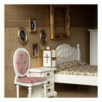 Doll&rsquo;s House Large Printed Bible