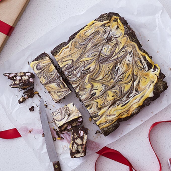 How to Make a Marbled Tray Bake image number 1