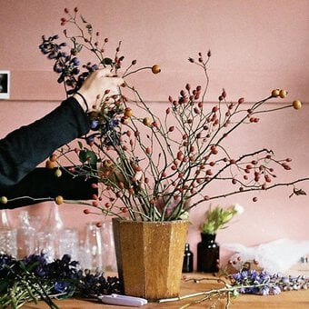 8 Ways to Craft Christmas Table