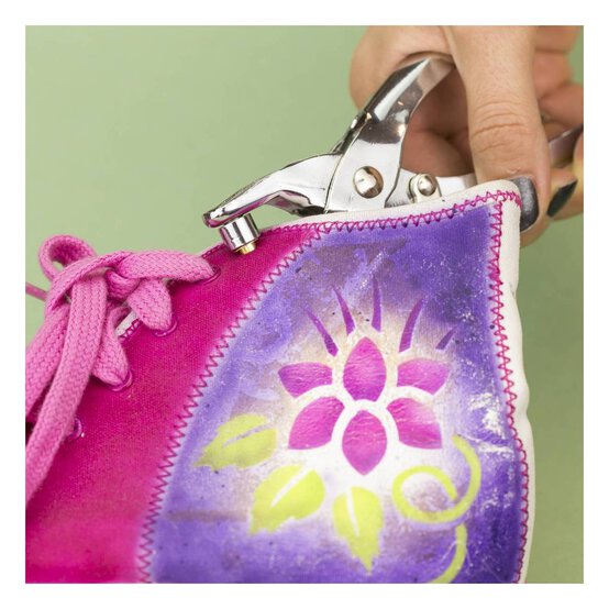 Modelcraft Eyelet Pliers Set image number 2