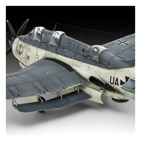 Revell Fairey Gannet AS.1/AS.4 Model Kit 1:72  image number 5