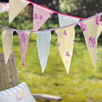 How to Make No Sew Party Bunting