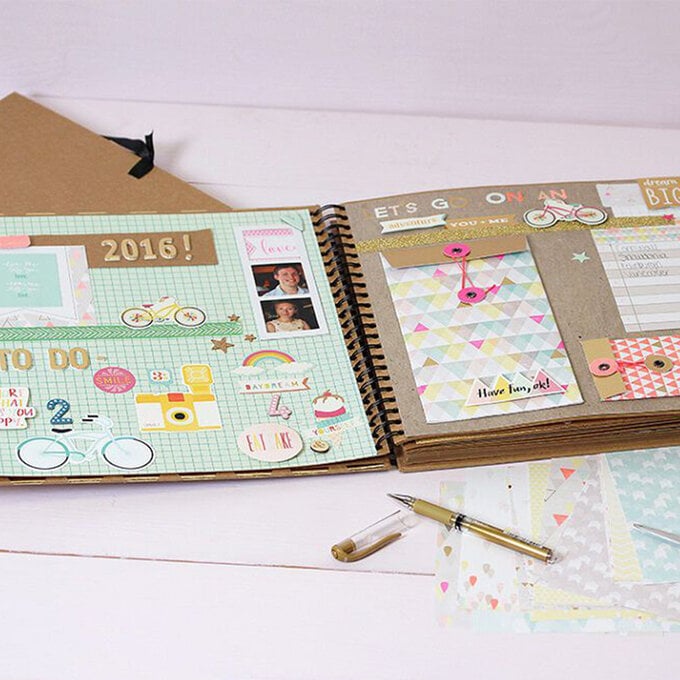 Scrapbook Page Layouts - Hints, Tips and Tricks image number 1