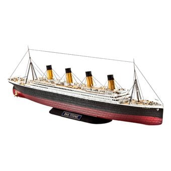 Revell R.M.S. Titanic Model Kit 1:700 image number 2