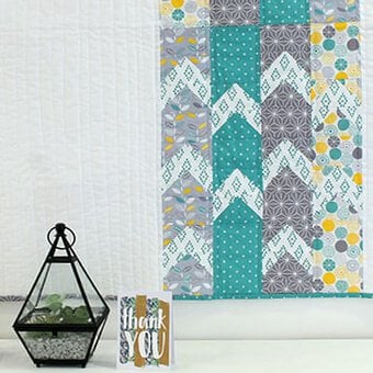 How to Make a Scandi Flying Geese Quilt