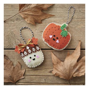 Make Your Own Autumn Felt Decorations 2 Pack