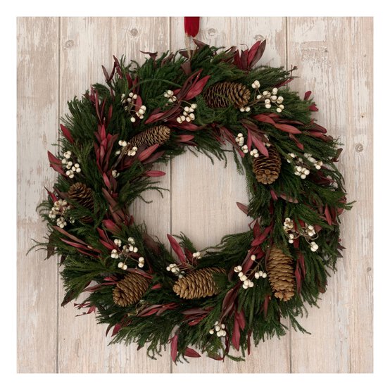 Red Dried Floral Wreath 46cm image number 1