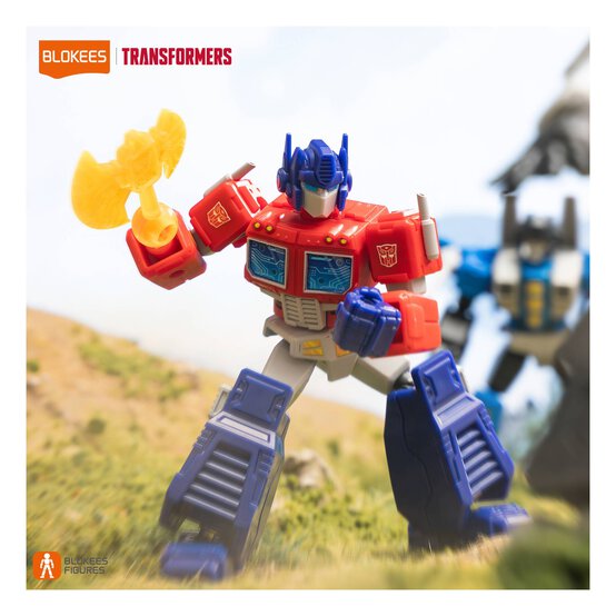 Assorted Transformers Galaxy Version 01 Roll Out image number 3