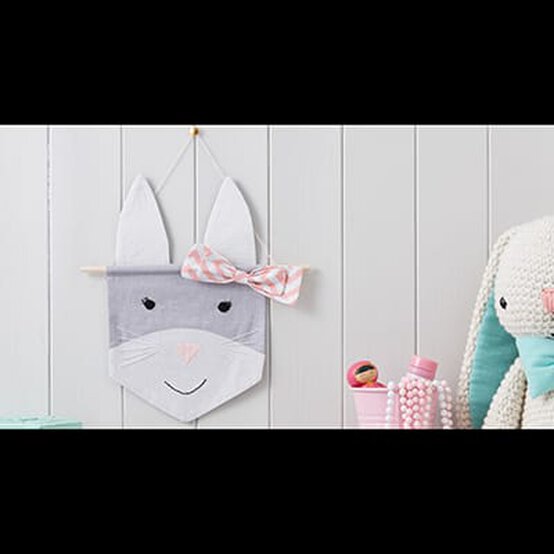How to Sew a Cute Bunny Pennant image number 1