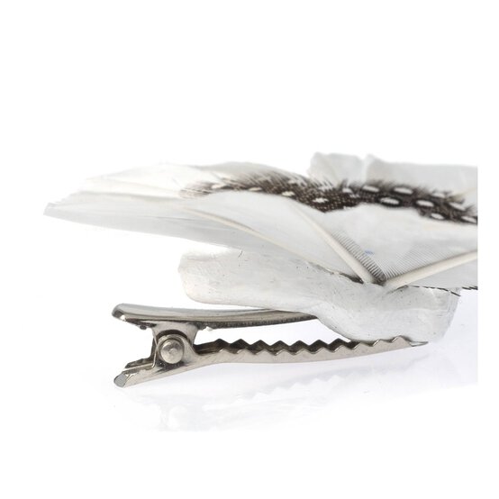 White Butterfly Clips 3 Pack image number 4