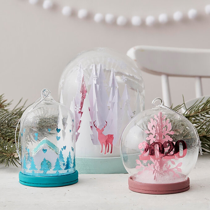 Cricut: How to Make a Festive Cloche Table Decoration image number 1