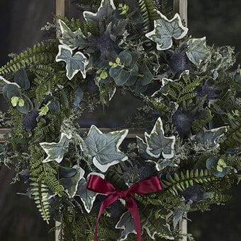 How to Make an Artificial Modern Wreath
