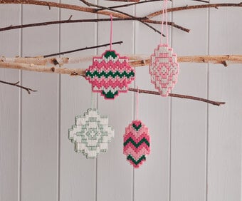How to Make Bargello Christmas Decorations