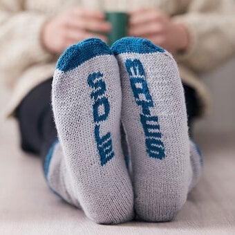 How to Knit a Pair of Valentine's Day Socks