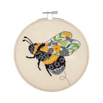 Trimits Bee with Floral Wings Embroidery Hoop Kit
