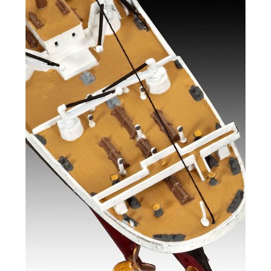 Revell R.M.S. Titanic Model Kit 1:700 image number 3