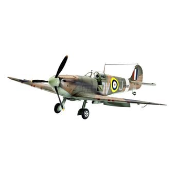 Revell Spitfire Mk.II Model Kit image number 3