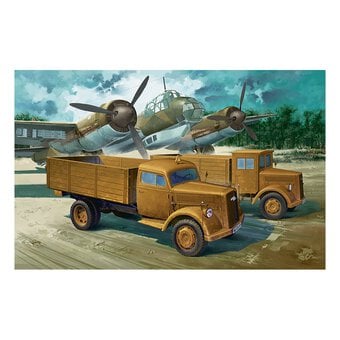 Academy German Cargo Truck Model Kit 1:72 image number 2