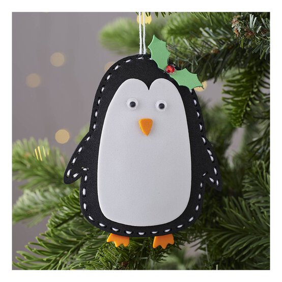 Make Your Own Felt Penguin Sewing Kit image number 1
